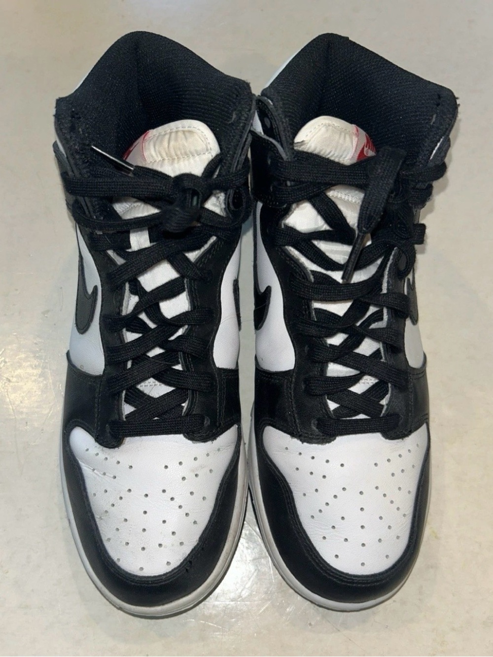 Nike Dunk High “Panda” Women’s 9 – Black/White Sneakers DD1869-103